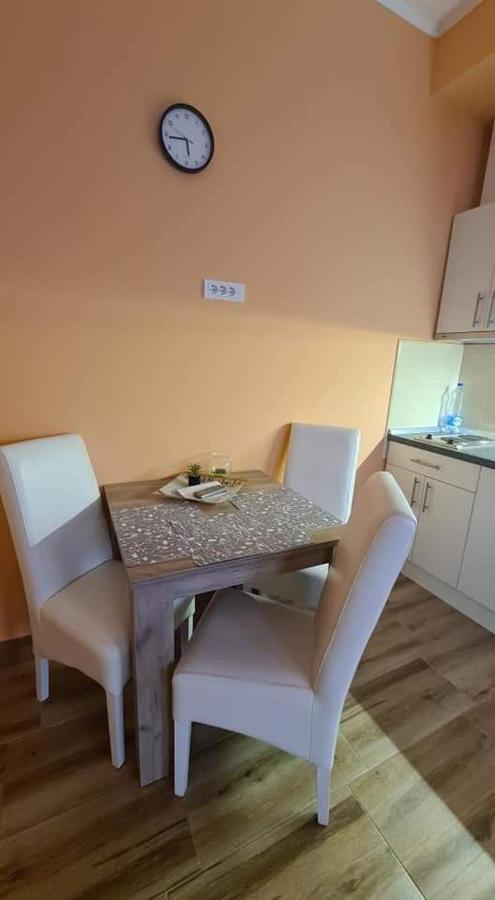 Ales Apartman 松博尔 外观 照片
