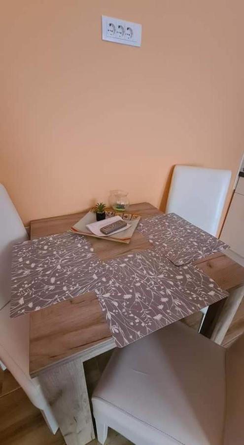 Ales Apartman 松博尔 外观 照片